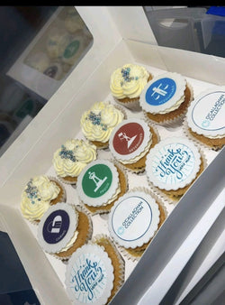 Branded Cupcakes (14 ppl)